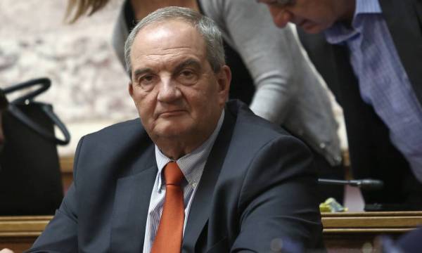 Απάντηση Καραμανλή σε Σημίτη για τα ελληνοτουρκικά
