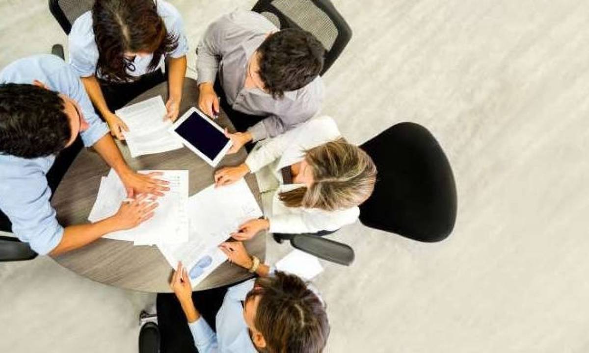 ΕΛΣΤΑΤ: Μείωση των ανέργων κατά 12,2% τον Οκτώβριο