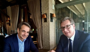 Βούτσιτς για συνάντηση με Μητσοτάκη: Αδελφική η συνομιλία μας