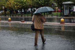 Νέο κύμα κακοκαιρίας με βροχές και καταιγίδες- Πού θα «χτυπήσει»