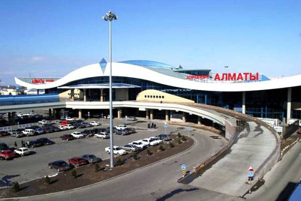 Καζακστάν: Συλλαμβάνονται οι… πάντες κοντά στο αεροδρόμιο του Αλμάτι