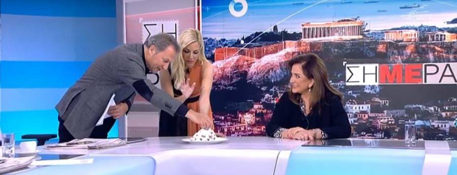 Η μυστική συνταγή της Ντόρας για κουραμπιέδες