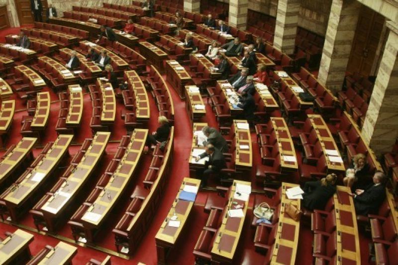 Μνημόνιο-LIVE: Σε εξέλιξη η διάσκεψη των προέδρων