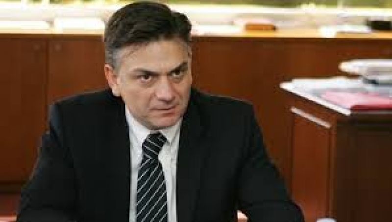 Μωραΐτης - ΠΑΣΟΚ: «Εμπορικές αλήθειες και νεοφιλελεύθερα ψέματα για τα καταστήματα τις Κυριακές»