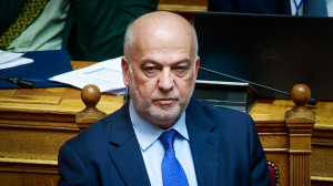 Έρχεται η δικαστική αστυνομία με... διάταγμα του Όθωνα