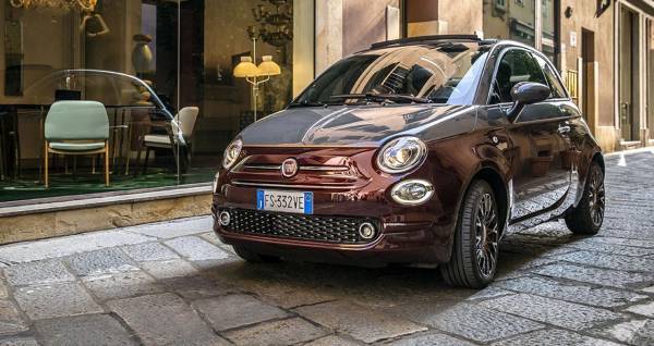 Fiat 500: Μπαράζ ρεκόρ για το πιο δημοφιλές μικρό