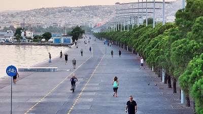 Στο «κόκκινο» Θεσσαλονίκη, Λάρισα, Χαλκιδική και Κιλκίς-Έρχεται μίνι lockdown