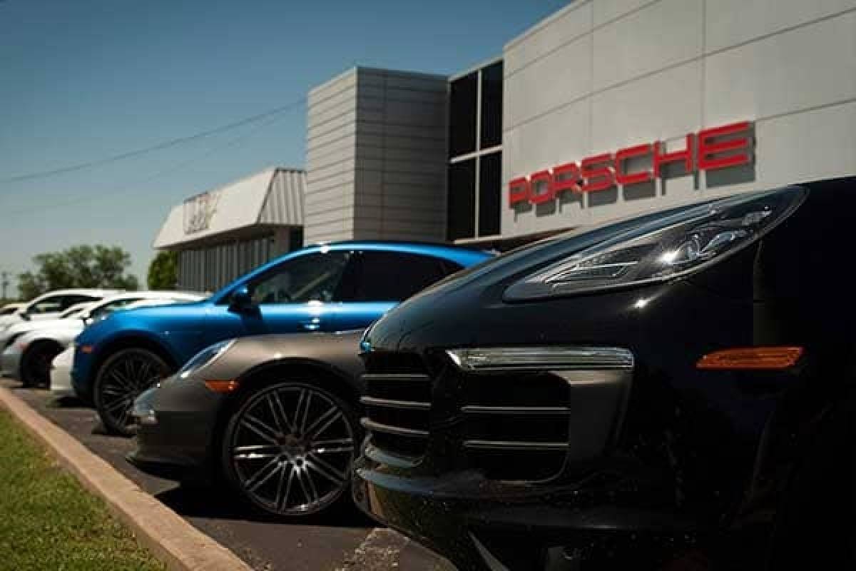 Porsche: Ζημίες μετά φορών 329 εκατ. ευρώ στο εξάμηνο