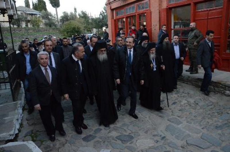 Σαμαράς από Άγιον Όρος: "Σιγά- σιγά αφήνουμε πίσω τις δύσκολες μέρες"
