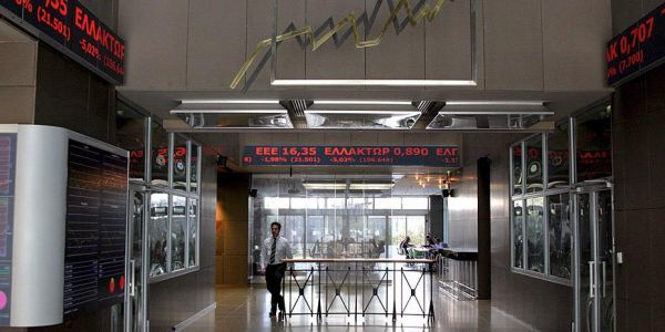ΧΑ: Η σκυτάλη στους πωλητές μετά τη διαπραγματευτική εμπλοκή-Τραπεζικές απώλειες