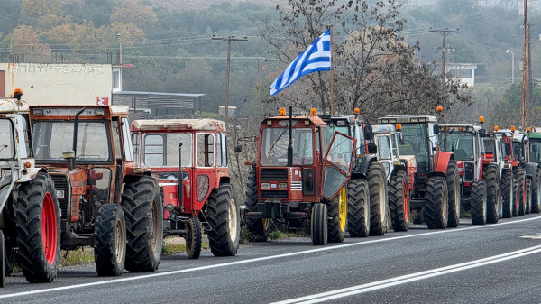 Μπλόκα: Με καθυστερήσεις συνεχίζεται η έξοδος των εκδρομέων – Πού υπάρχει βελτίωση