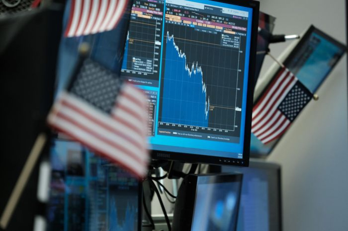 Στο έλεος των νέων τραπεζικών πιέσεων η Wall Street