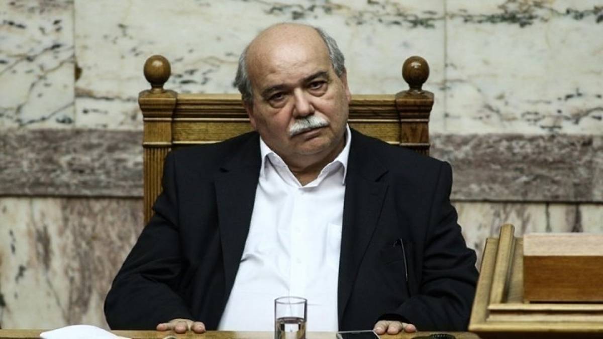 Βούτσης για τις μετατάξεις: Δεν αισθάνομαι ίχνος ενοχής και ευθύνης