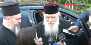 Ιερώνυμος για ομόφυλα ζευγάρια: Θα μπορούσε να γίνει δημοψήφισμα (video)