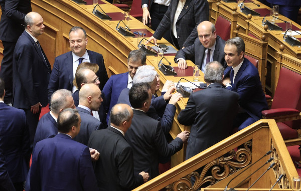 Metron Analysis: Στο 71% η αρνητική ψήφος για το έργο της κυβέρνησης
