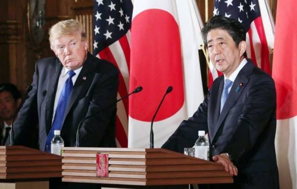 Την επίτευξη εμπορικής συμφωνίας ΗΠΑ - Ιαπωνίας ανακοίνωσε ο Τραμπ