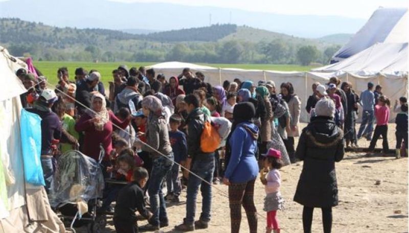 Ομαλά εξελίσσεται η εκκένωση της Ειδομένης