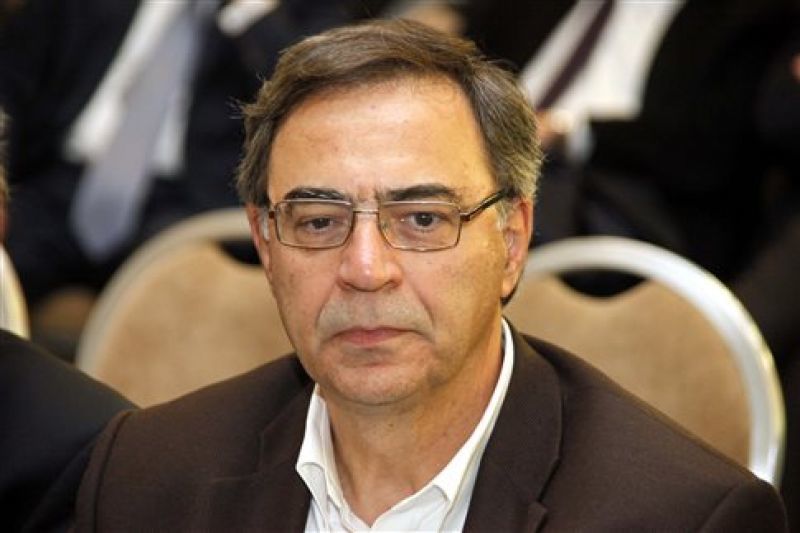 Βόμβα Χριστοδουλάκη για τις εταιρείες κινητής τηλεφωνίας