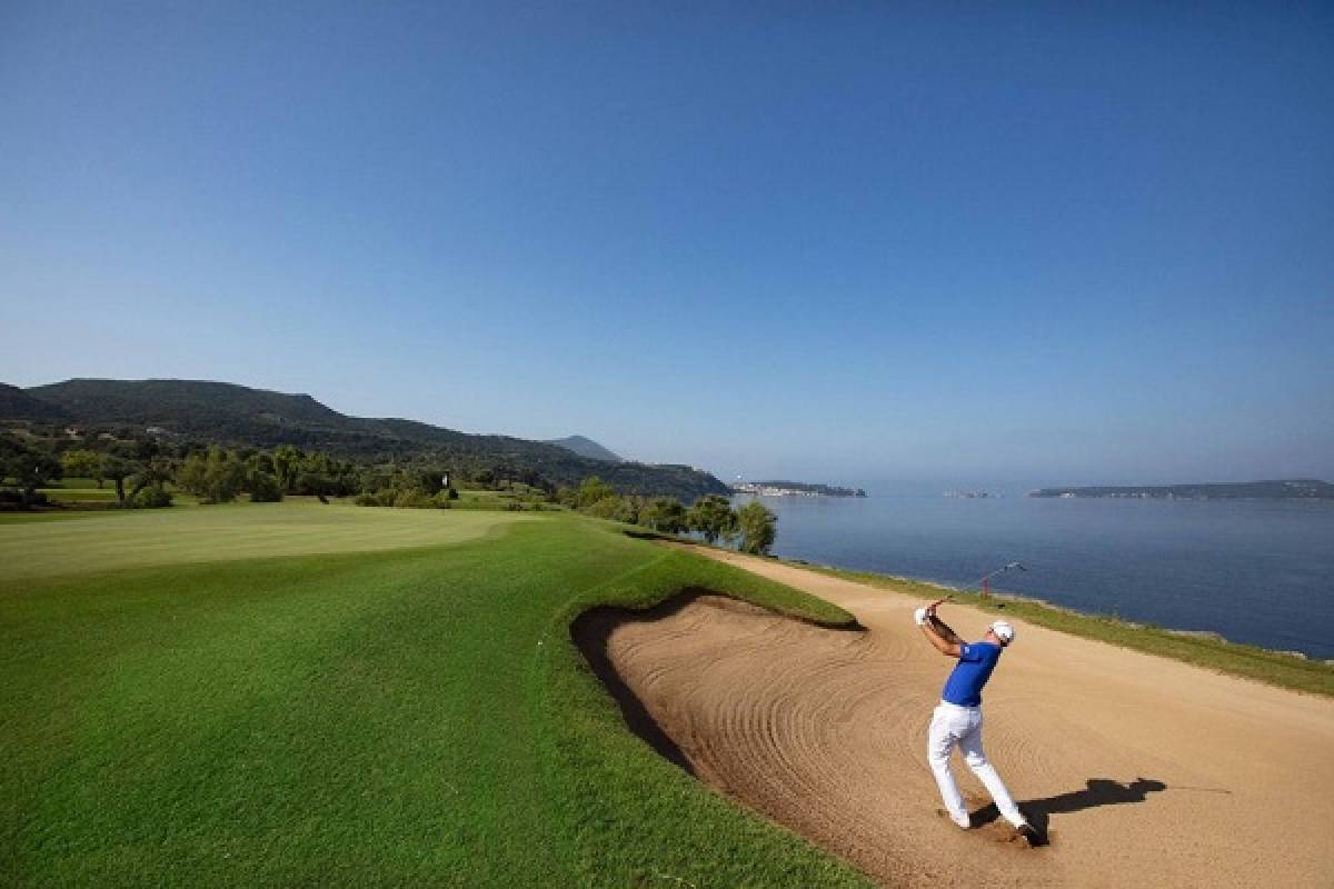 Costa Navarino:Για πρώτη φορά σε τρία γήπεδα το τουρνουά γκολφ