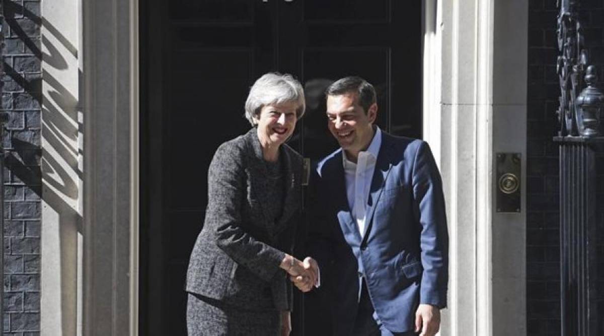 DW: Από τον Τσίπρα στη Μέι-Μια ασυνήθιστη πενταετία