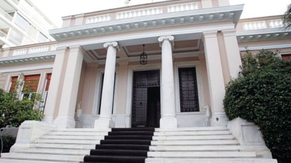 Γιατί το Μαξίμου διακινεί το σενάριο των 180 ψήφων