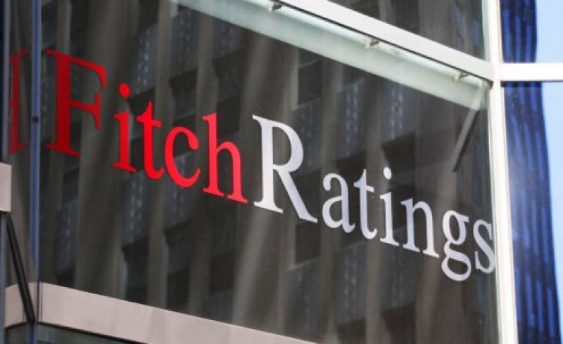 Σε ΒΒΒ+ υποβάθμισε την Ιταλία η Fitch