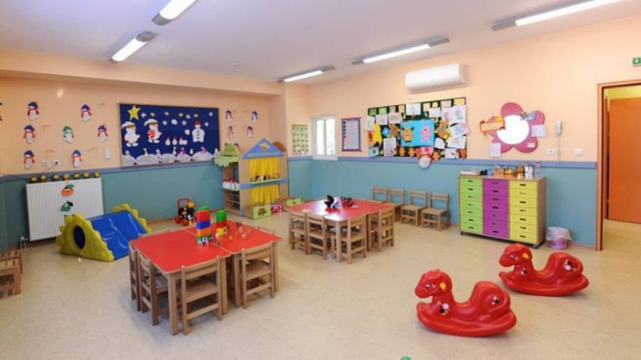 Αναρτήθηκαν οι προσωρινοί πίνακες για τους Βρεφονηπιακούς Σταθμούς