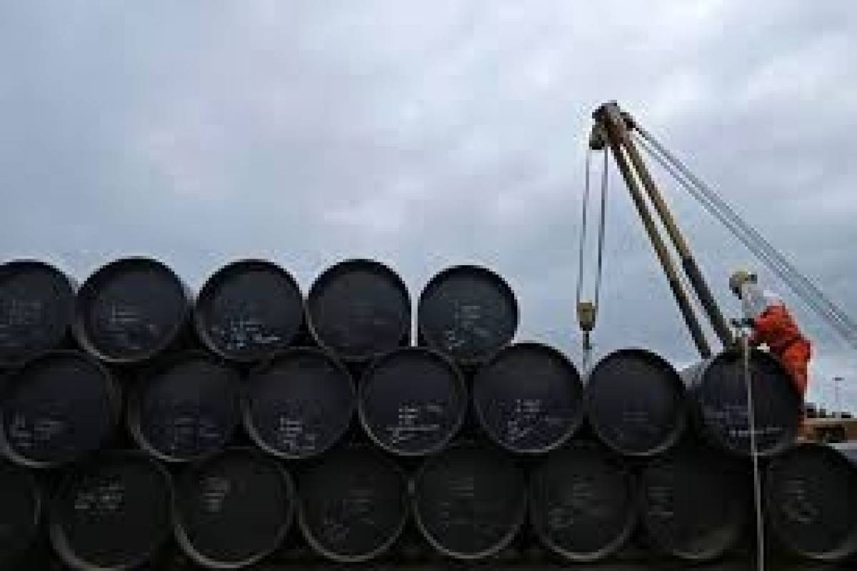 Κοντά σε υψηλό τεσσάρων ετών το brent