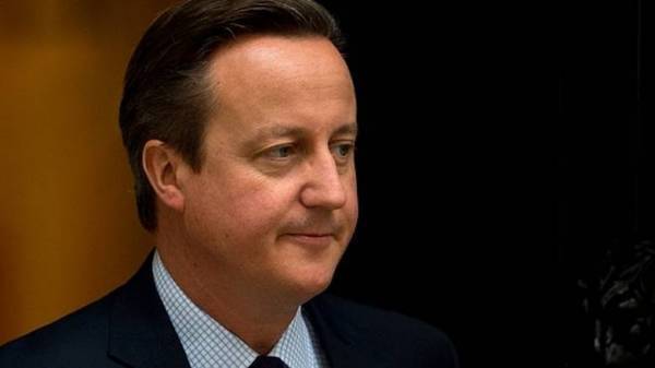 Κάμερον: Δεν είναι καλή ιδέα το no deal Brexit