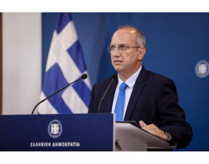 Οικονόμου για παρακολουθήσεις: Ευφάνταστοι ισχυρισμοί χωρίς κανένα στοιχείο