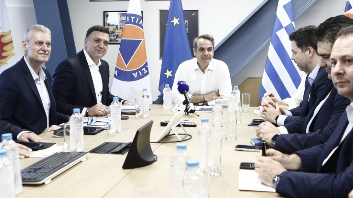 Από τις Βρυξέλλες στο Συντονιστικό της Πολιτικής Προστασίας ο Μητσοτάκης