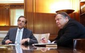 Σαμαράς- Βενιζέλος: Πρώτο ραντεβού το '14 για τα... 25 ευρώ, με το βλέμμα στην τρόϊκα