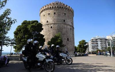 Lockdown Θεσσαλονίκη-Σέρρες: SMS και τηλεκπαίδευση σε ΑΕΙ, Λύκεια-Όλα τα μέτρα