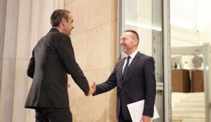 Τρίτη θητεία Στουρνάρα στην ΤτΕ αποφάσισε ο Μητσοτάκης - Ισοφαρίζει το ρεκόρ του Ζολώτα