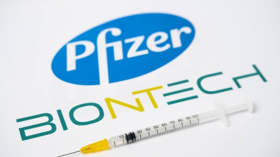 Reuters: Η Ε.Ε. αυξάνει τις παραγγελίες εμβολίων από την Pfizer