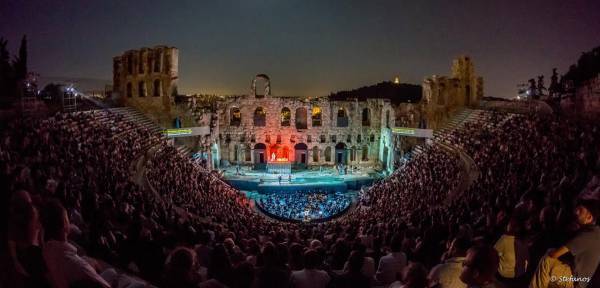Αρχίζει η υποβολή αιτημάτων για παραστάσεις στο Ηρώδειο