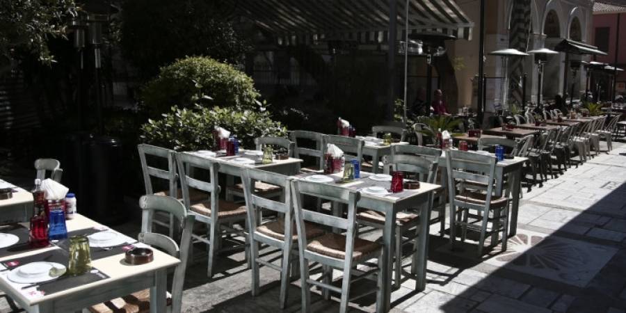 Κατατέθηκε η τροπολογία για τα τραπεζοκαθίσματα - Τι περιλαμβάνει