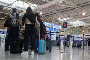 Δίωξη στον 42χρονο που κατηγορείται ότι έστελνε μηνύματα για βόμβα