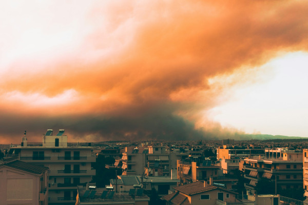 Τρεις συλλήψεις για πυρκαγιές από αμέλεια σε Τρίκαλα, Ανατολική Αττική και Πρέβεζα