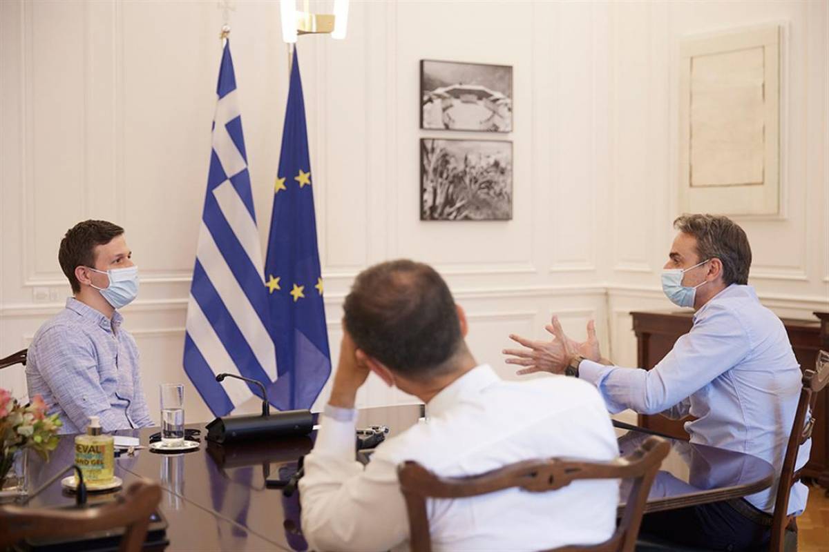 Συνάντηση Μητσοτάκη με τον ιδρυτή της πλατφόρμας Instashop