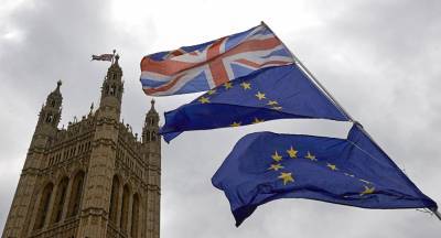 Βρετανία: Έως 8% του ΑΕΠ θα στοιχίσει ένα άτακτο Brexit