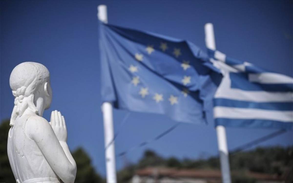 Θεσμοί: «Καμπανάκι» για εκκρεμείς συντάξεις και χρέη δημοσίου προς ιδιώτες