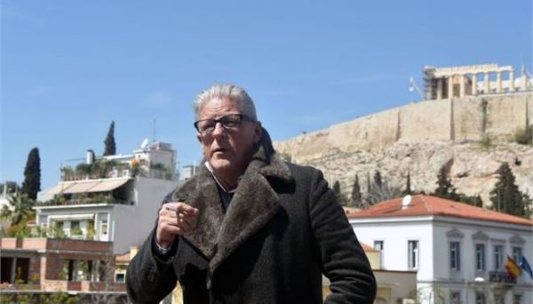 Παραιτήθηκε ο Γιαν Φάμπρ