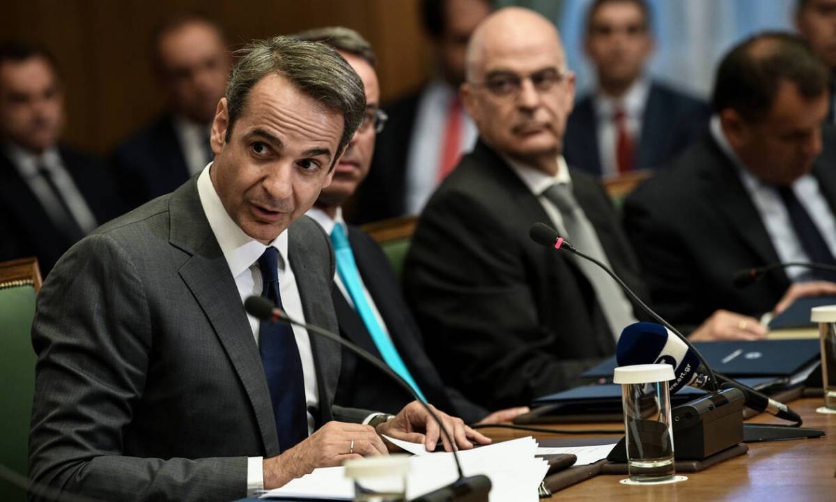 Μητσοτάκης για κοροναϊό: Ο πιο μεγάλος αντίπαλος, ο πανικός
