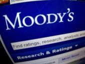 Moody's: Αναθεώρηση προς τα πάνω για το outlook των βρετανικών τραπεζών