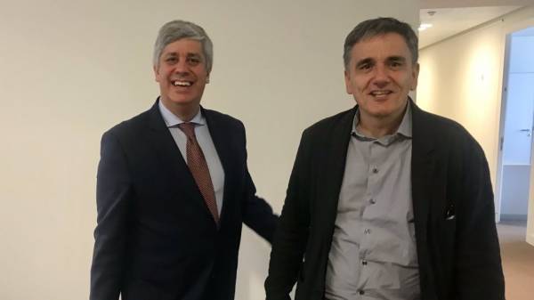 Τετ-α-τετ Τσακαλώτου-Σεντένο για την περικοπή ή μη των συντάξεων