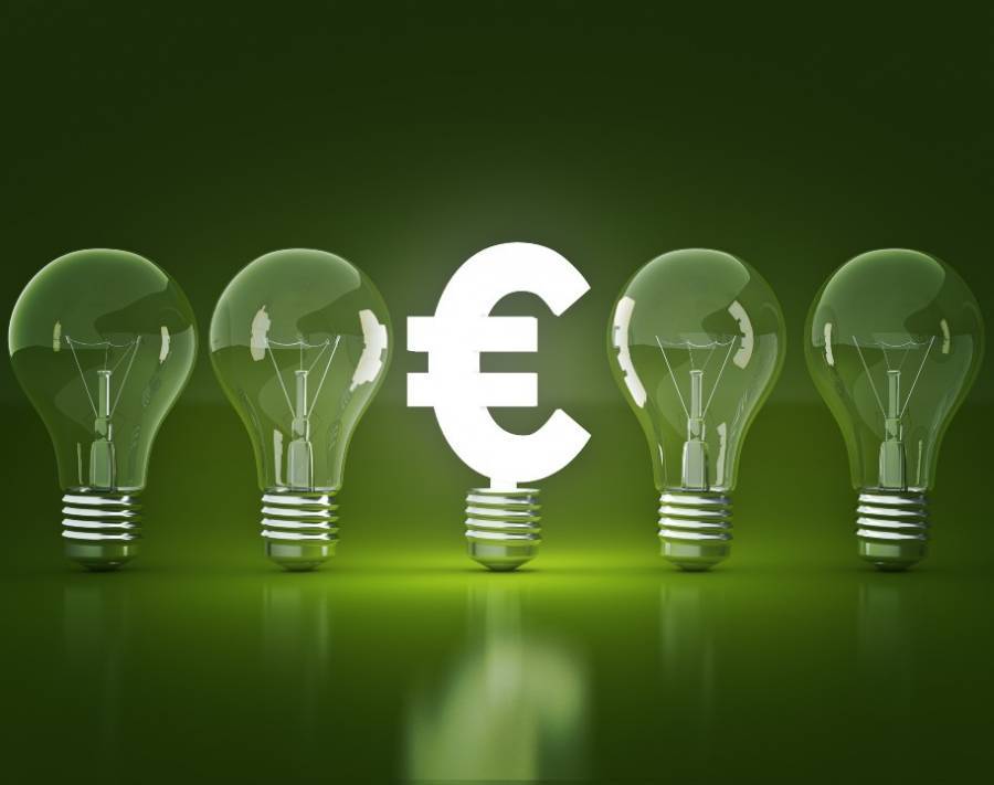 Ακρίβεια: Voucher και νέες επιδοτήσεις στο ρεύμα επιστρατεύει η κυβέρνηση