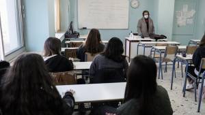Σάλος με βίντεο Προγεννητικής Αγωγής για σχολεία- Κόντρα Κεραμέως- Τσίπρα