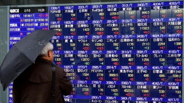 Aσιατικές αγορές: Στα πάνω της η Κίνα, πεσμένη η Ιαπωνία