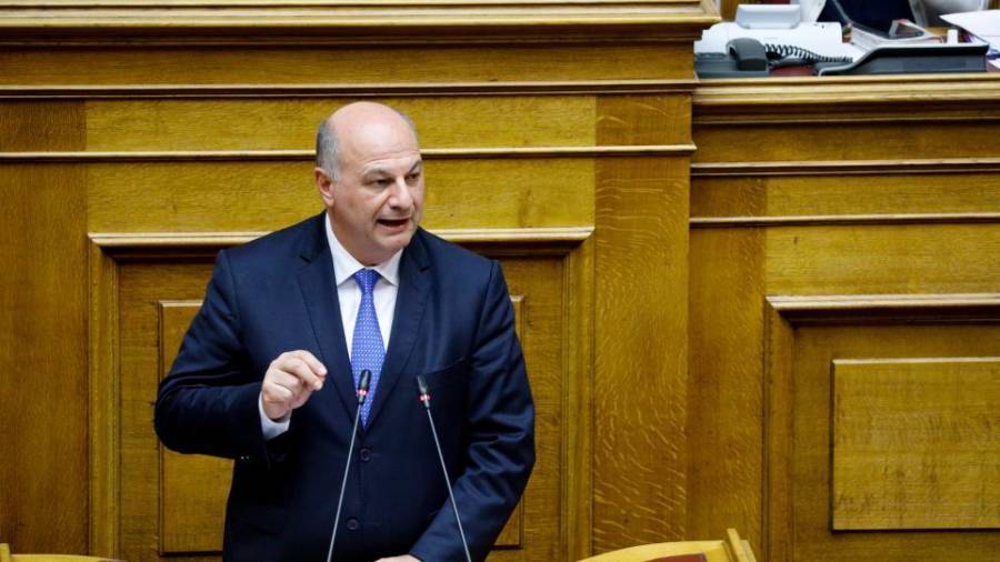 Τσιάρας: Νομοτεχνικές βελτιώσεις στο νομοσχέδιο για την συνεπιμέλεια